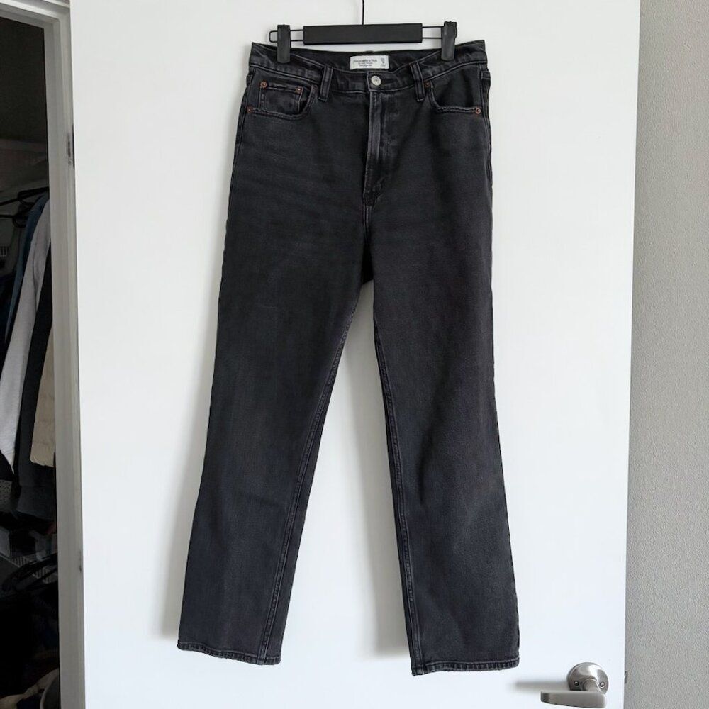 Abercrombie Ultra High Rise Ankle Straight Jeans Black Size 29